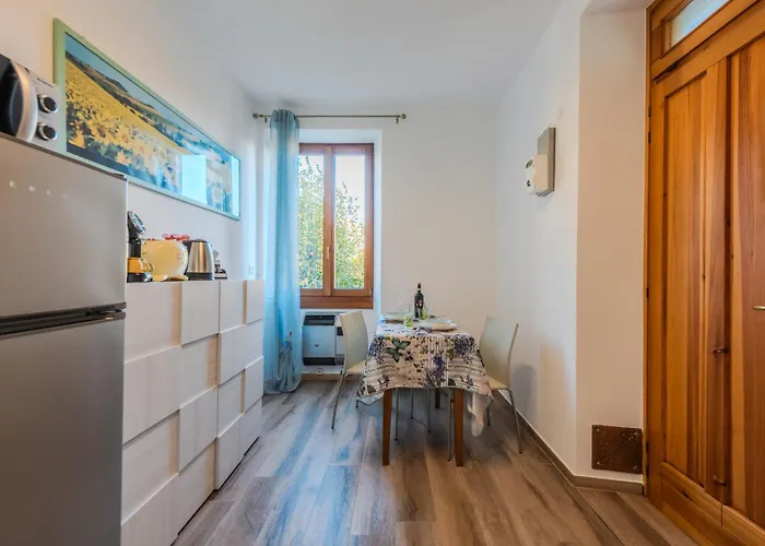 Castagno 1 & 2 On The Wayfarer's Path With Ac And Wifi Appartement *