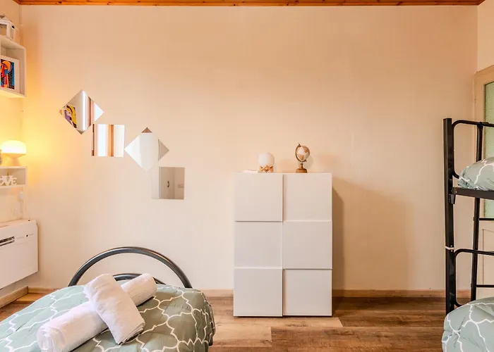 Appartement Castagno 1 & 2 On The Wayfarer's Path With Ac And Wifi