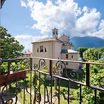 Castagno 2 On The Wayfarer's Path With Ac And Wifi アパート ベッラーノ