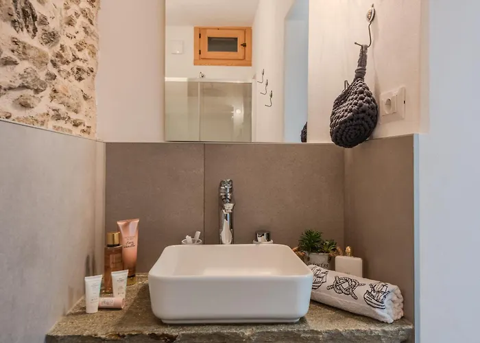 Castagno 1 & 2 On The Wayfarer's Path With Ac And Wifi * 贝拉诺